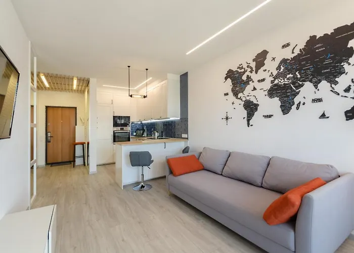 Petrovdom In Panoramic View Apartment Nearby Central Railway Station In Rc Kvartet