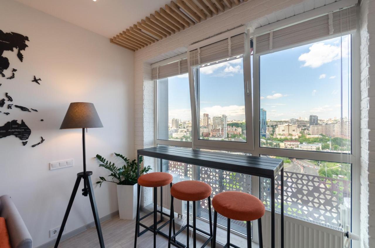 Apartment Petrovdom In Panoramic View Nearby Railway Station In Rc Kvartet
